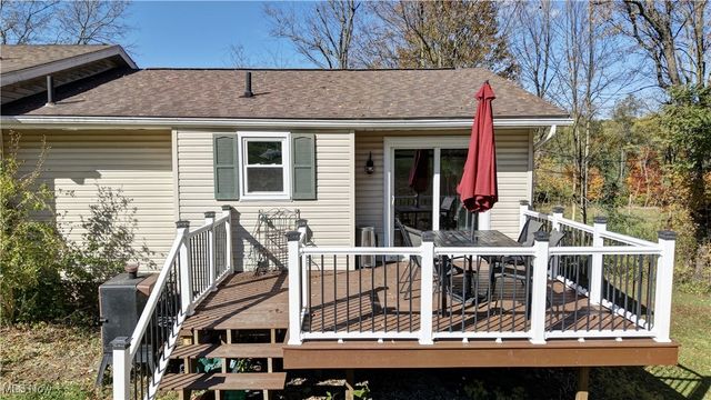 4244 Murray Road NW, Dover, OH 44622