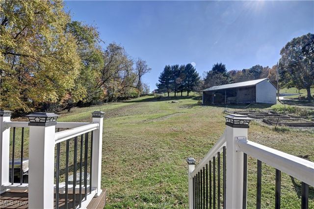 4244 Murray Road NW, Dover, OH 44622