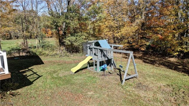 4244 Murray Road NW, Dover, OH 44622