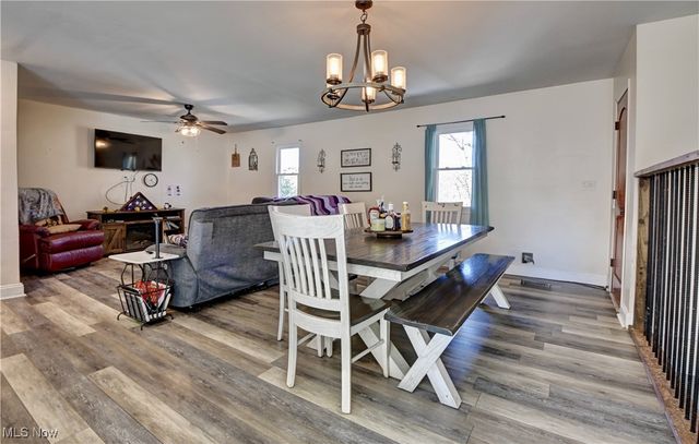 4244 Murray Road NW, Dover, OH 44622