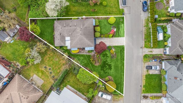 10945 Forest Avenue S, Seattle, WA 98178