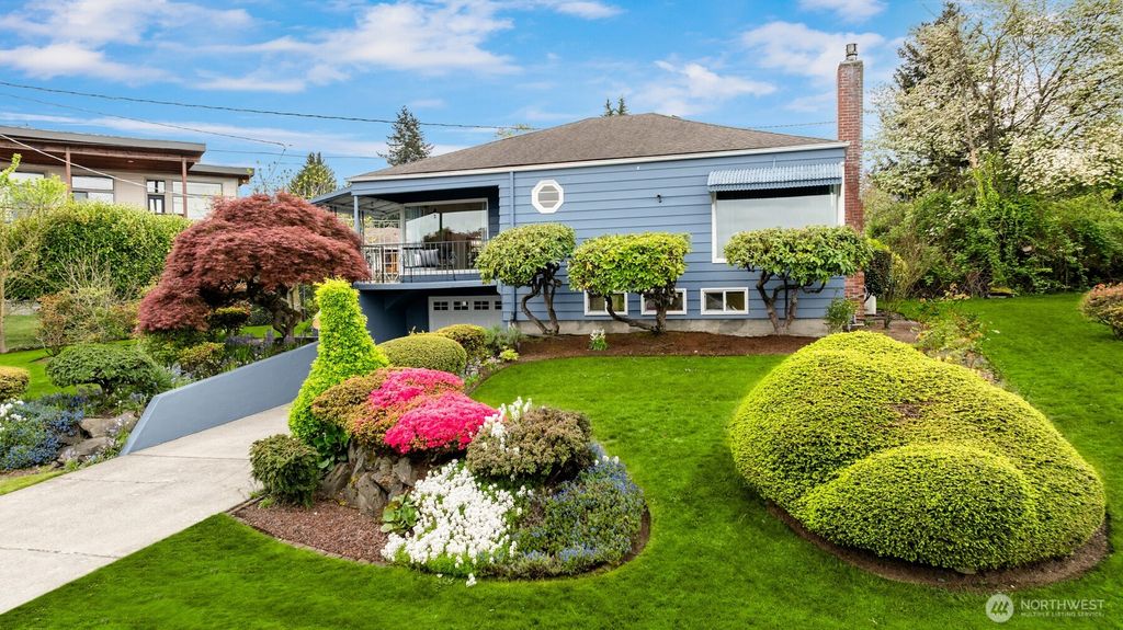 10945 Forest Avenue S, Seattle, WA 98178