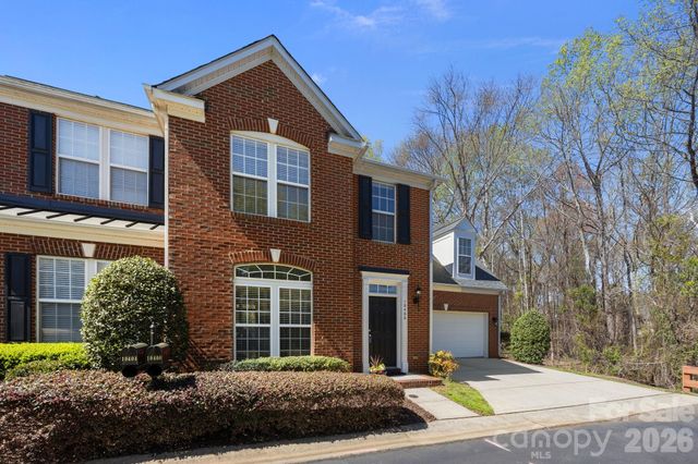 10400 Berkeley Woods Lane, Charlotte, NC 28277