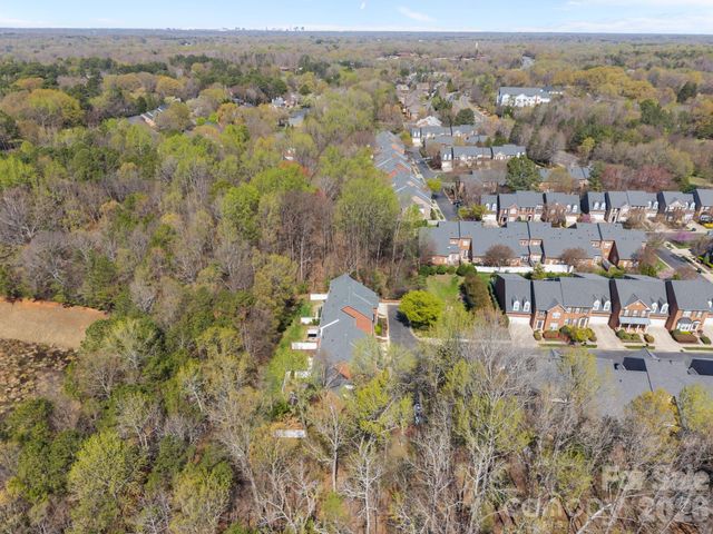 10400 Berkeley Woods Lane, Charlotte, NC 28277