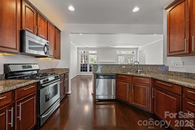 10400 Berkeley Woods Lane, Charlotte, NC 28277