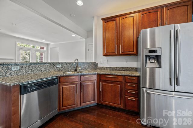 10400 Berkeley Woods Lane, Charlotte, NC 28277