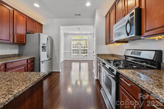 10400 Berkeley Woods Lane, Charlotte, NC 28277