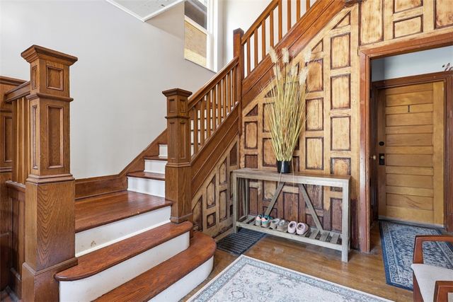 146 S Bryant Ave, Bellevue, PA 15202