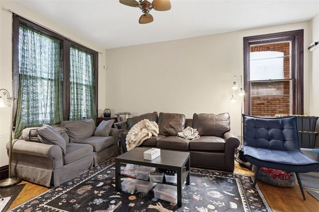 146 S Bryant Ave, Bellevue, PA 15202