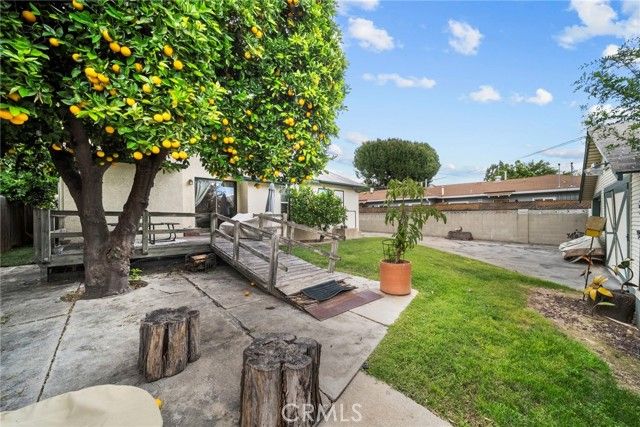 17518 Los Alimos, Granada Hills (los Angeles), CA 91344