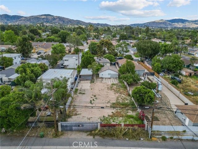 17518 Los Alimos, Granada Hills (los Angeles), CA 91344