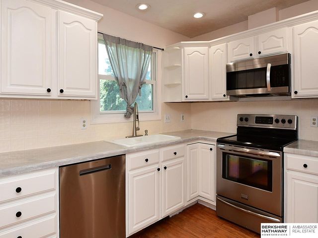 7821 Lake Street, Lincoln, NE 68506