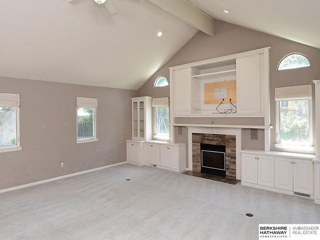 7821 Lake Street, Lincoln, NE 68506