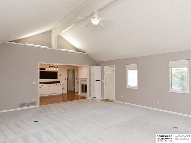 7821 Lake Street, Lincoln, NE 68506