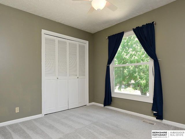7821 Lake Street, Lincoln, NE 68506