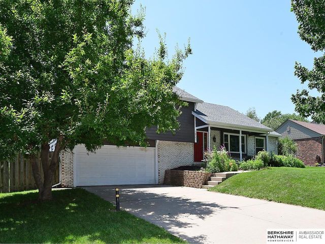 7821 Lake Street, Lincoln, NE 68506