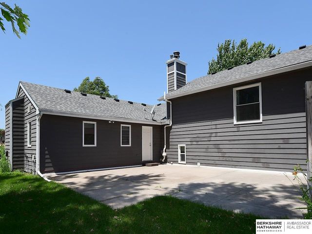 7821 Lake Street, Lincoln, NE 68506