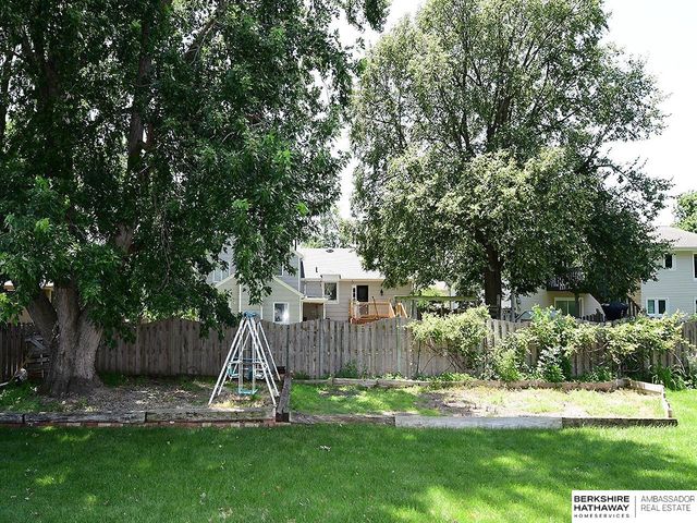 7821 Lake Street, Lincoln, NE 68506