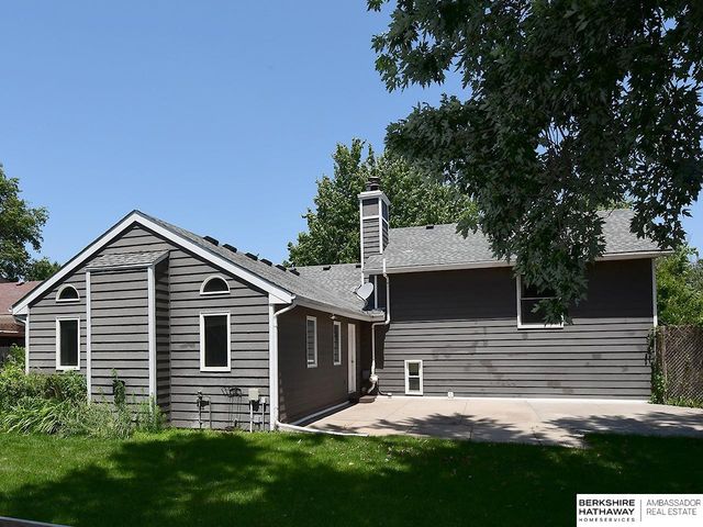7821 Lake Street, Lincoln, NE 68506