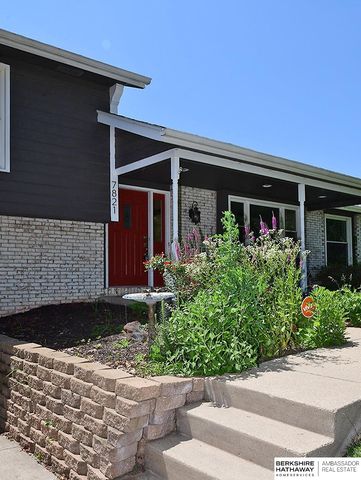 7821 Lake Street, Lincoln, NE 68506