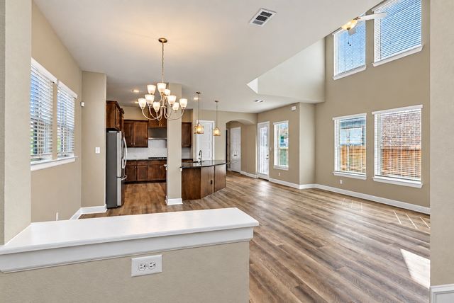 1621 Rose Willow Way, Arlington, TX 76005