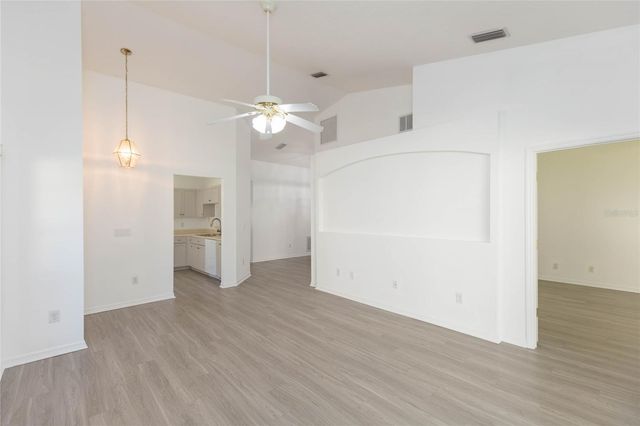 35224 WHISPERING PINES DRIVE, Zephyrhills, FL 33541