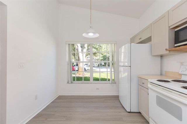 35224 WHISPERING PINES DRIVE, Zephyrhills, FL 33541