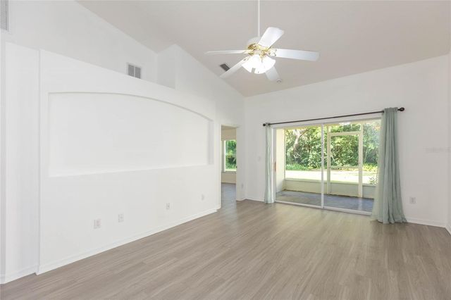 35224 WHISPERING PINES DRIVE, Zephyrhills, FL 33541