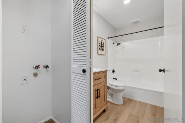 10250 Caminito Cuervo 45, San Diego, CA 92108