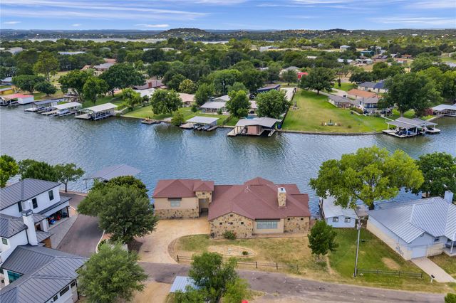 336 Park Lane LN, Sunrise Beach, TX 78643
