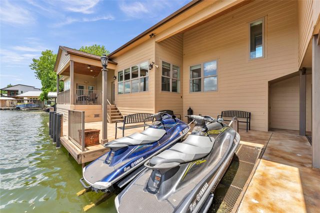 336 Park Lane LN, Sunrise Beach, TX 78643