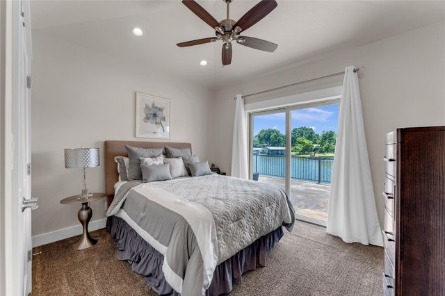336 Park Lane LN, Sunrise Beach, TX 78643