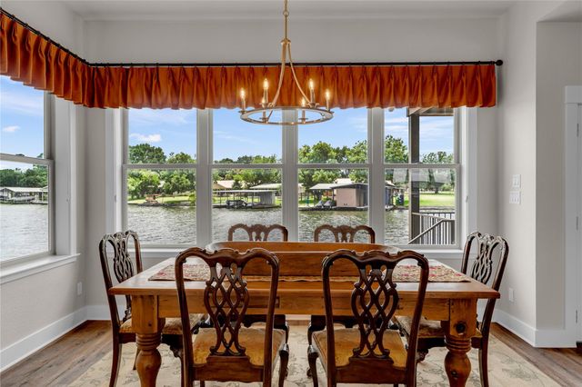 336 Park Lane LN, Sunrise Beach, TX 78643