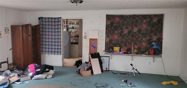 19 12th Avenue N, Texas City, TX 77590