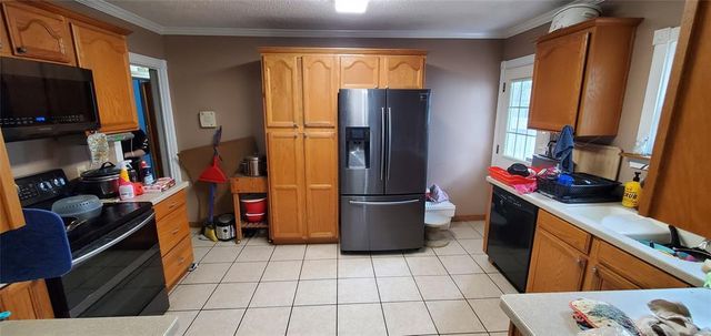 19 12th Avenue N, Texas City, TX 77590
