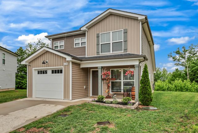 1176 Cottonwood Dr, Clarksville, TN 37040