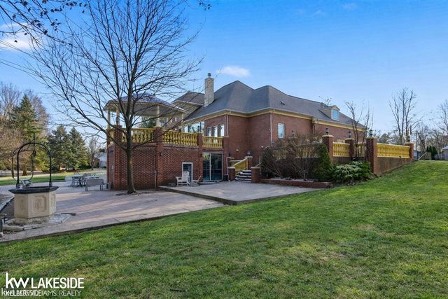 53792 Dominique Court, Shelby Twp, MI 48315