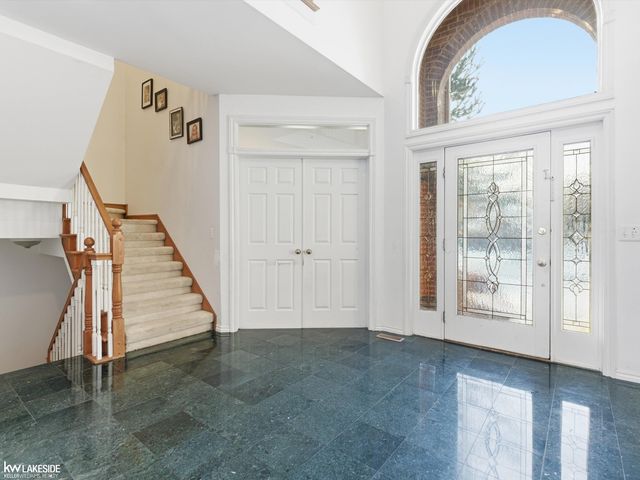 53792 Dominique Court, Shelby Twp, MI 48315