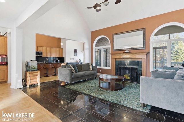 53792 Dominique Court, Shelby Twp, MI 48315