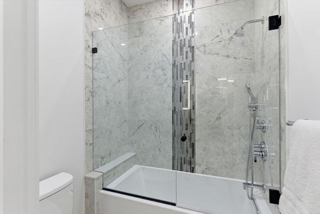 16-18 Josselyn Pl 16, Newton, MA 02461