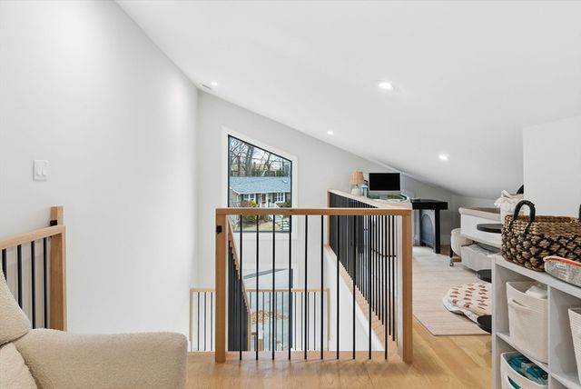 16-18 Josselyn Pl 16, Newton, MA 02461