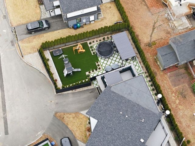 16-18 Josselyn Pl 16, Newton, MA 02461