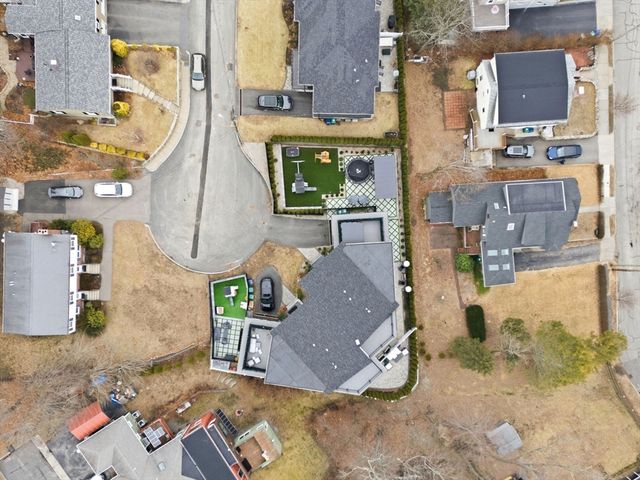 16-18 Josselyn Pl 16, Newton, MA 02461