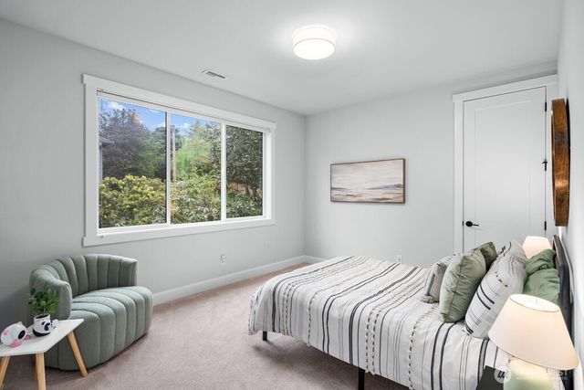 19557 15th Avenue NW, Shoreline, WA 98177