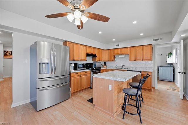 2935 Old Glory RD, Virginia Beach, VA 23453