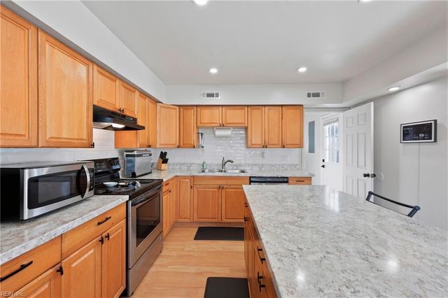 2935 Old Glory RD, Virginia Beach, VA 23453