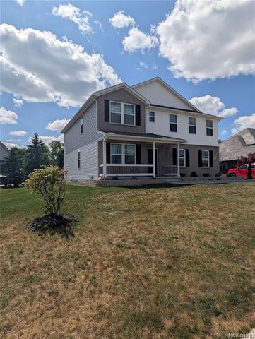 2252 Lake Ridge Drive, Grand Blanc, MI 48439