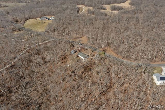 3028 Hh Road, Waterloo, IL 62298