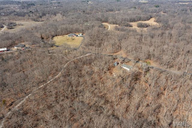 3028 Hh Road, Waterloo, IL 62298