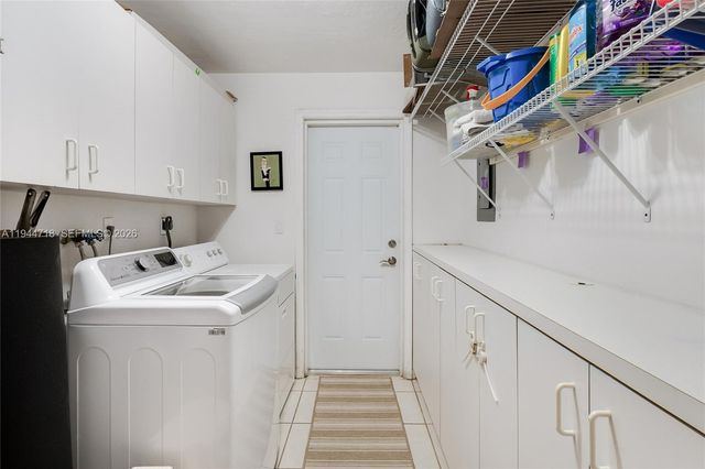 1920 NE 206th Ter, Miami, FL 33179